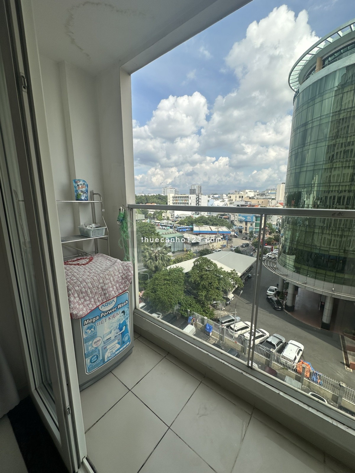 Cho thuê chung cư Sky Center OT 10tr full nội thất, lh em Phi xem nhà nhé