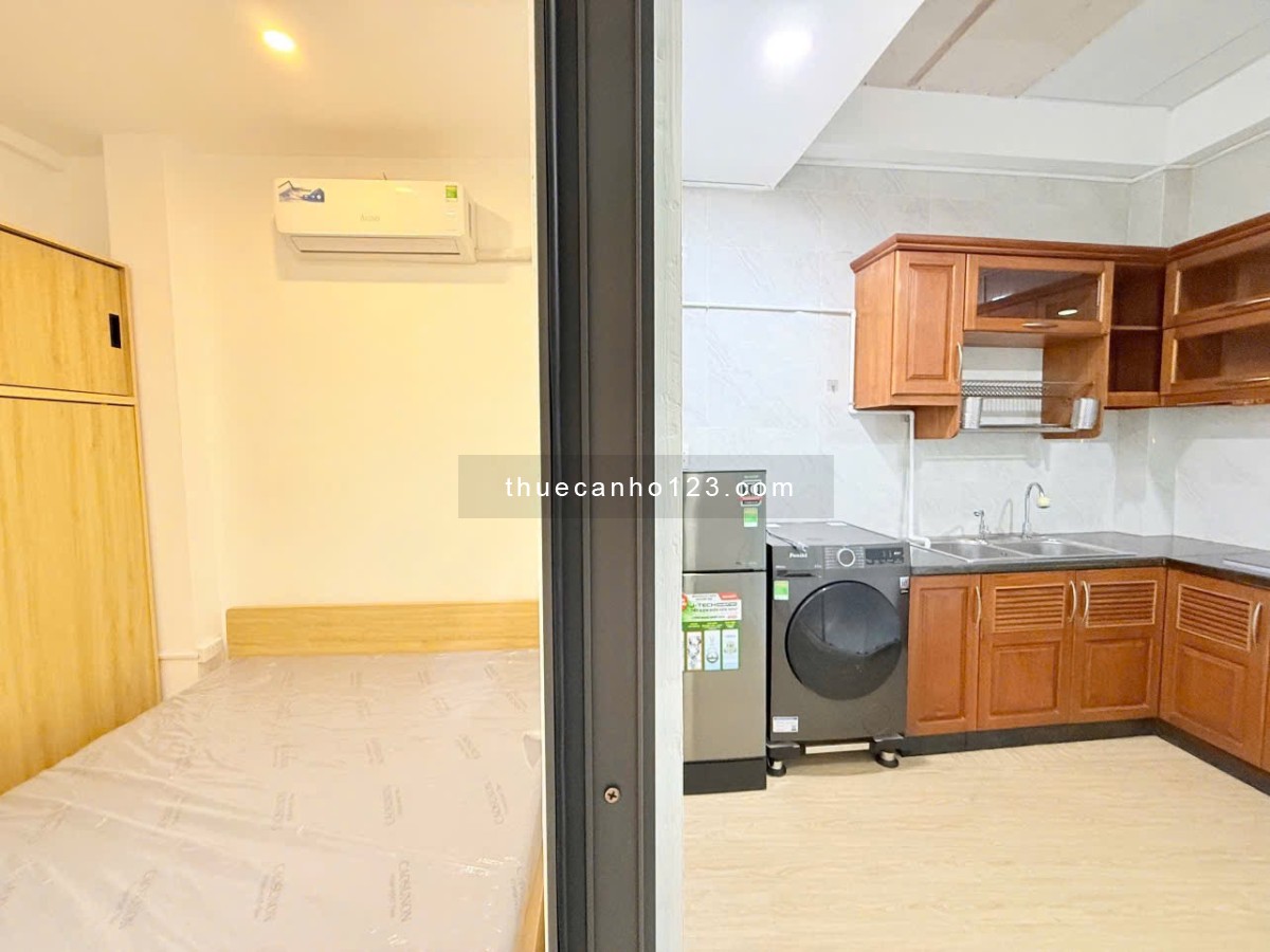 1Pn tách bếp, 1phòng ăn, full nội thất, tone trắng, máy giặt riêng, thuận tiện đi lại Q1,2,3, PN