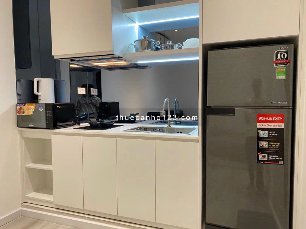 1Pn tách bếp, full nội thất, máy hút mùi, bàn ăn, tủ đồ, gần Landmark,Q1,3,Ngô Tất Tố, Huỳnh Mẫn Đạt