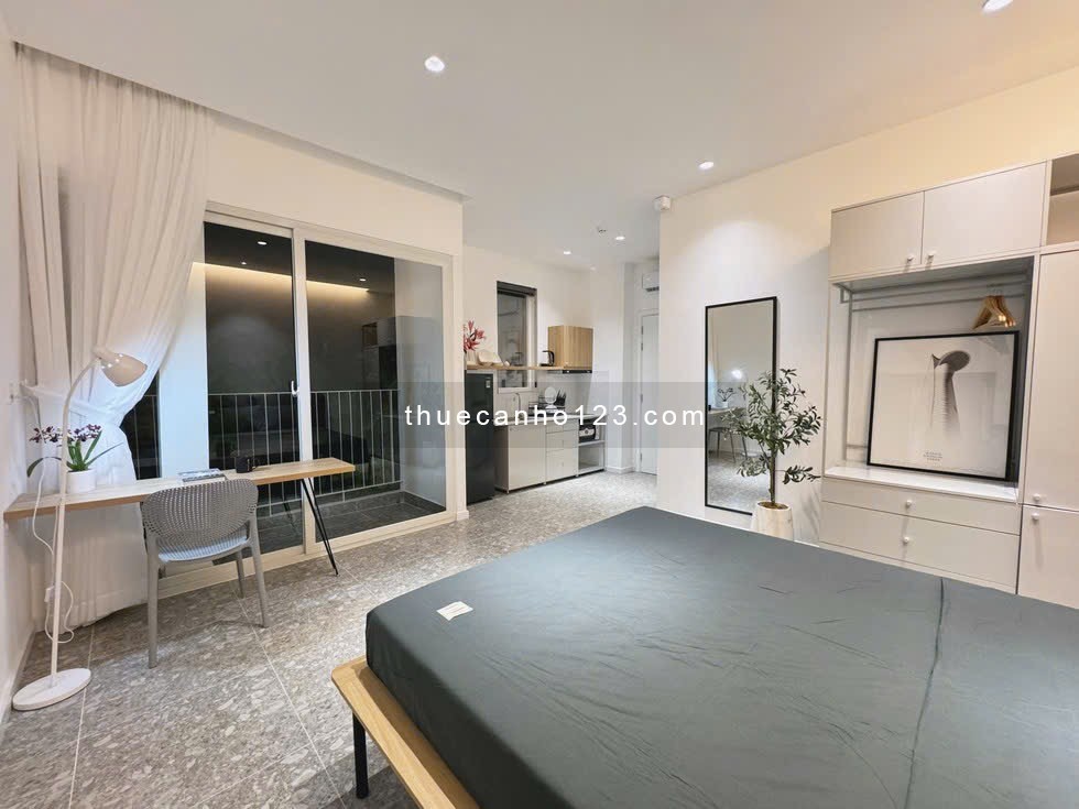 Siêu phẩm mới 100% PENTHOUSE trung tâm Bình Thạnh Phòng như trong Tranh Ban công