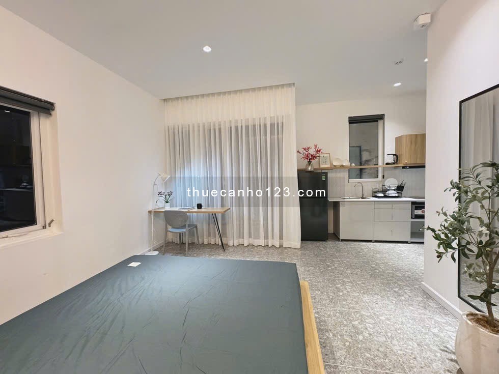 Siêu phẩm mới 100% PENTHOUSE trung tâm Bình Thạnh Phòng như trong Tranh Ban công