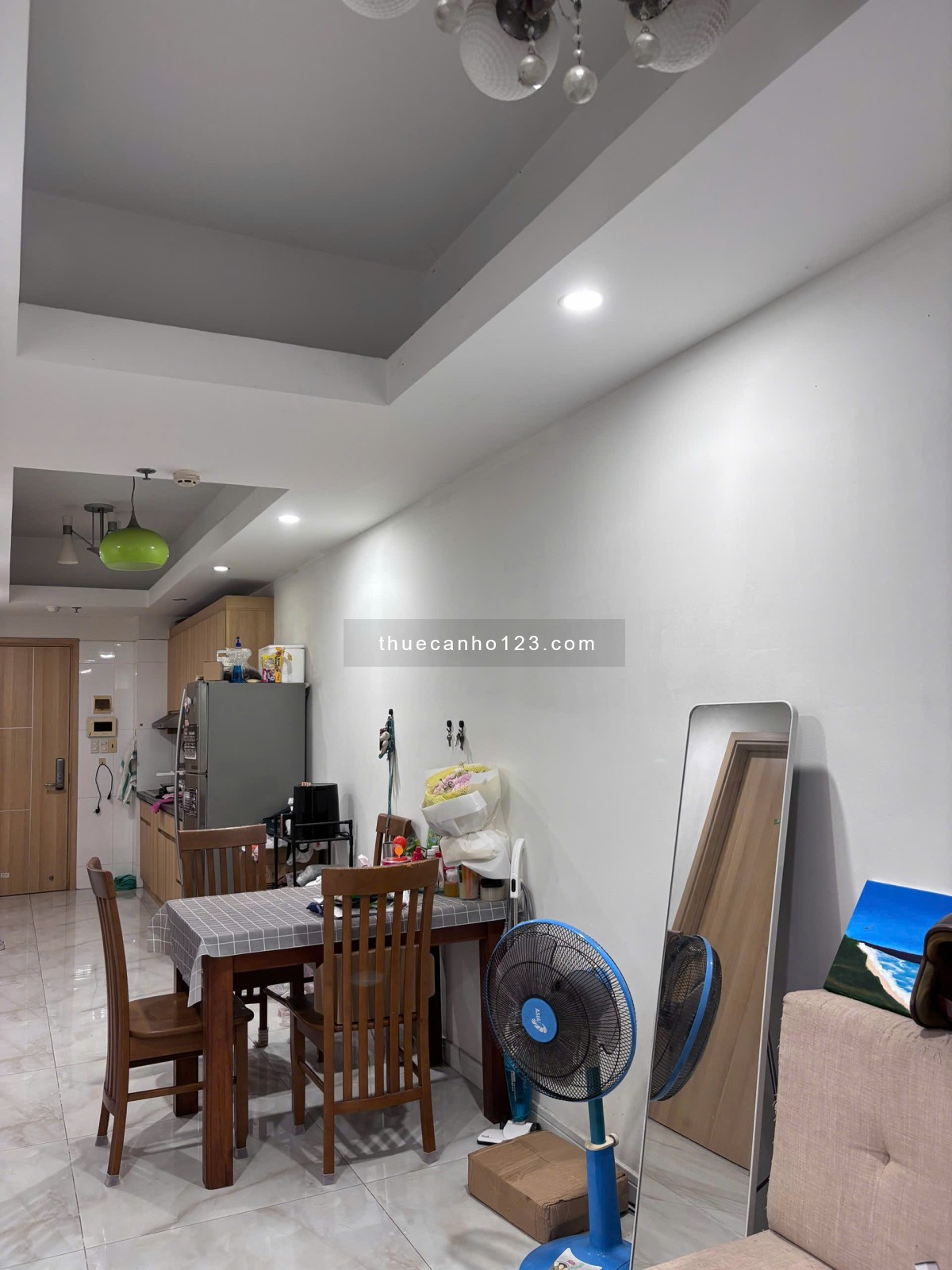 Cho Thuê Căn hộ Homyland 2 sẵn nội thất cơ bản 2PN giá 9 triệu