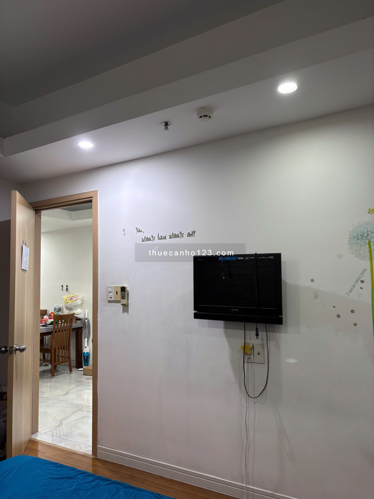 Cho Thuê Căn hộ Homyland 2 sẵn nội thất cơ bản 2PN giá 9 triệu