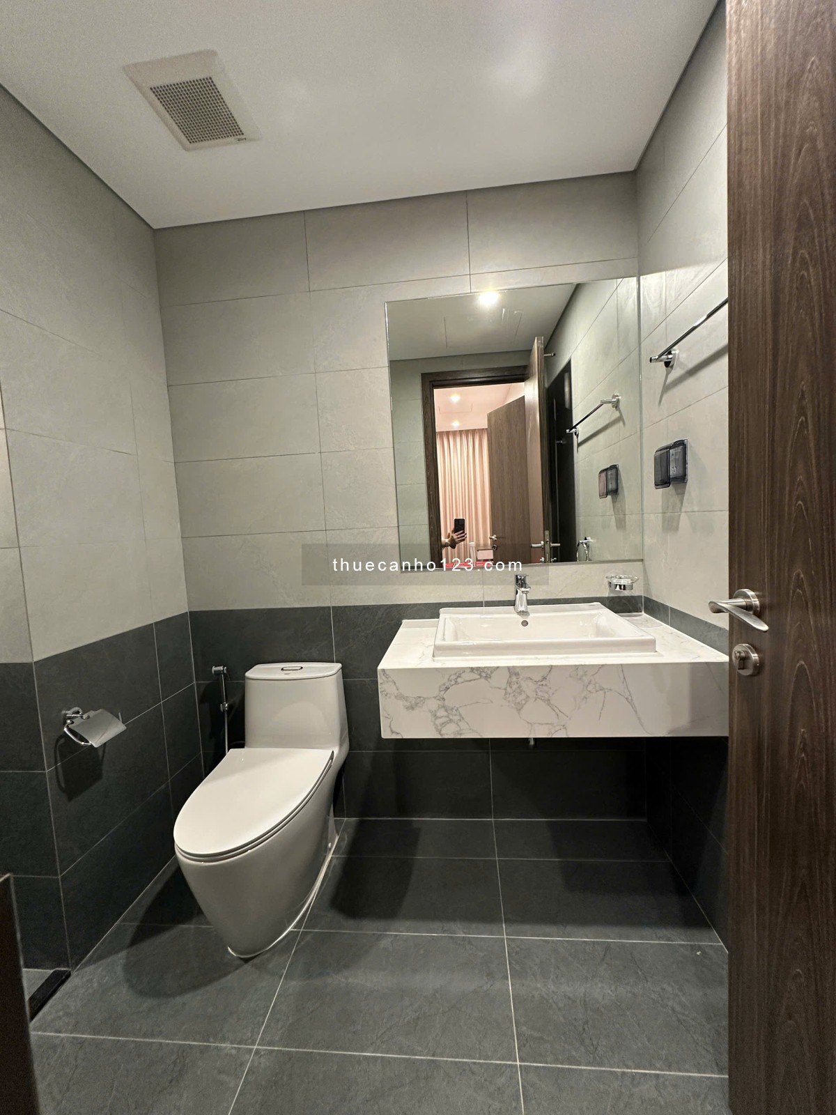 Cho thuê căn 2PN - 2WC, full nội thất tại tòa The Beverly - Vinhomes Grand Park
