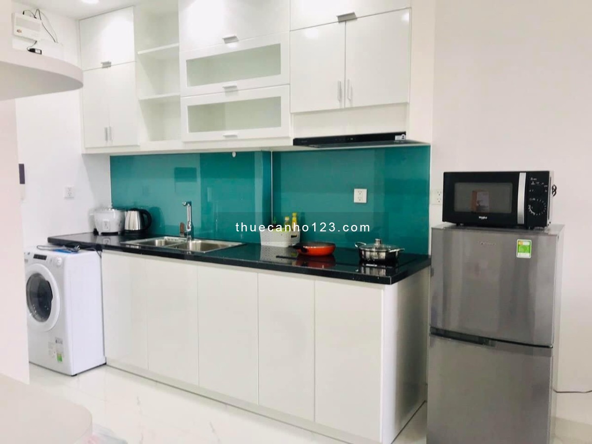 Q4 Studio Millennium 34m² view sông 12.5 triệu/tháng ở liền. 0934258331 e Thủy