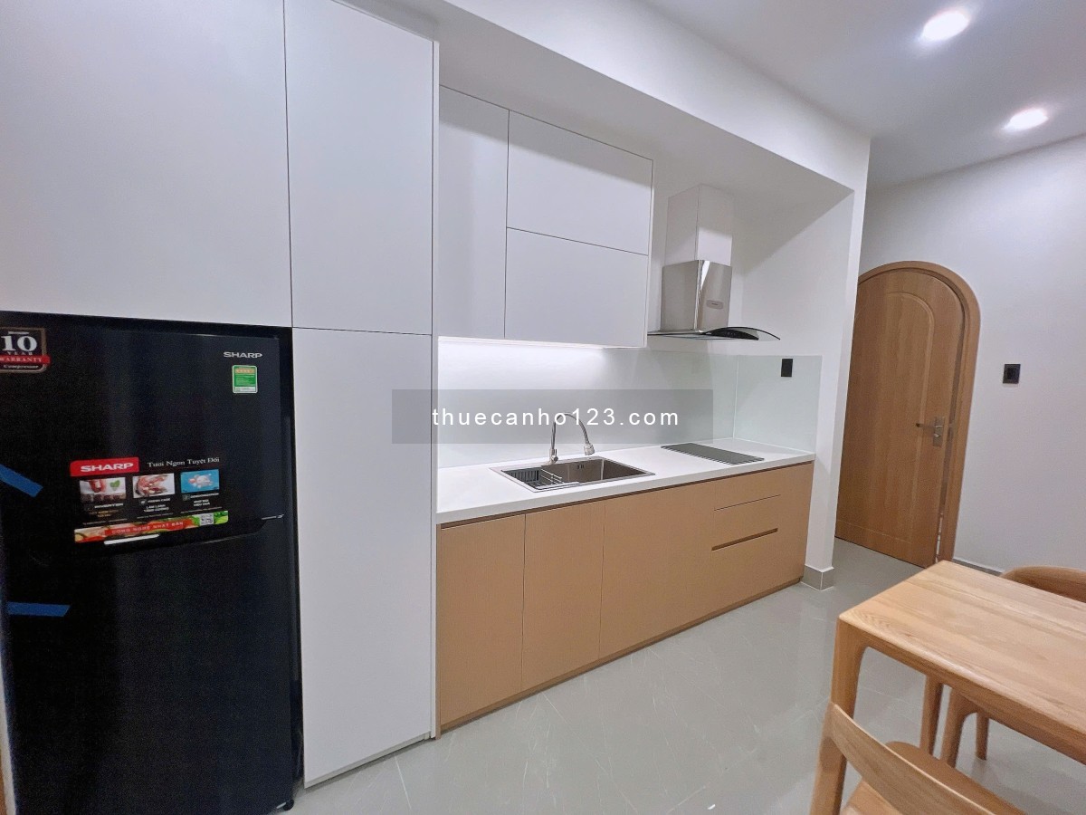 1Pn tách bếp, ban công, full nội thất, thiết kế tiện lợi, khu dân trí cao, máy giặt riêng gần PN, GV