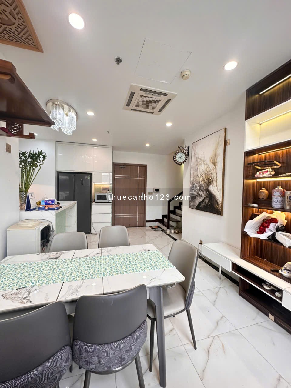 Cho thuê gấp CHCC Vinhomes Gardenia A2 tầng trung – 3PN, 110m² full đồ, vào ở ngay, – 0974 999 811