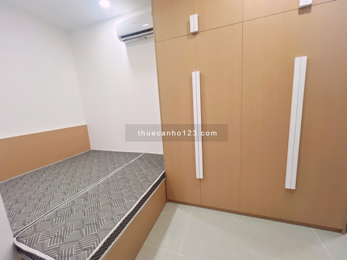 1Pn tách bếp, ban công, full nội thất, thiết kế tiện lợi, khu dân trí cao, máy giặt riêng gần PN, GV