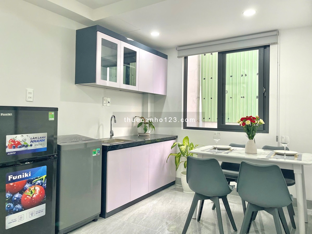 Căn hộ full nội thất 1 phòng ngủ ngay giữa trung tâm Tân Bình