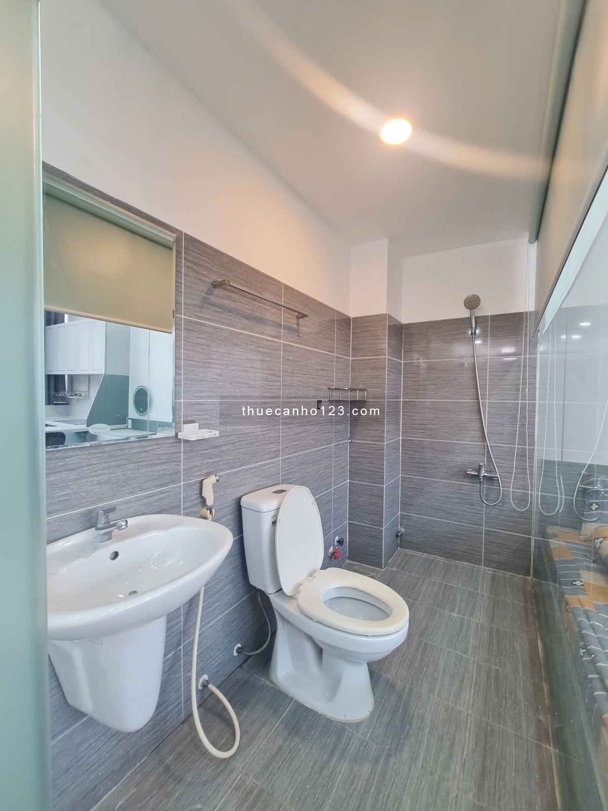 Căn Hộ 1Pn viewcity, ban công siêu thoáng, full nội thất, bàn ăn, gần Landmark, Huỳnh Mẫn Đạt, Q1,3.