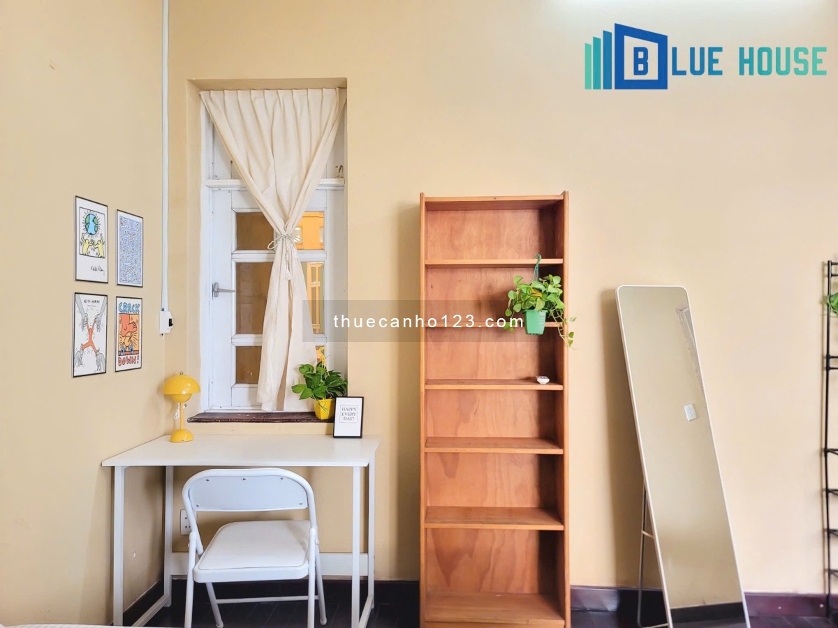 Căn hộ ban công full nội thất ngay gần cầu Lê Văn Sỹ | free phí xe và dịch vụ