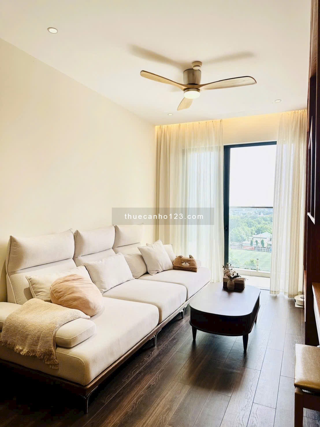 Cho thuê Kingston Residence Quận Phú Nhuận với 80m2,2pn,2wc,Nội thất đầy đủ, giá chỉ: 20 triệu/tháng