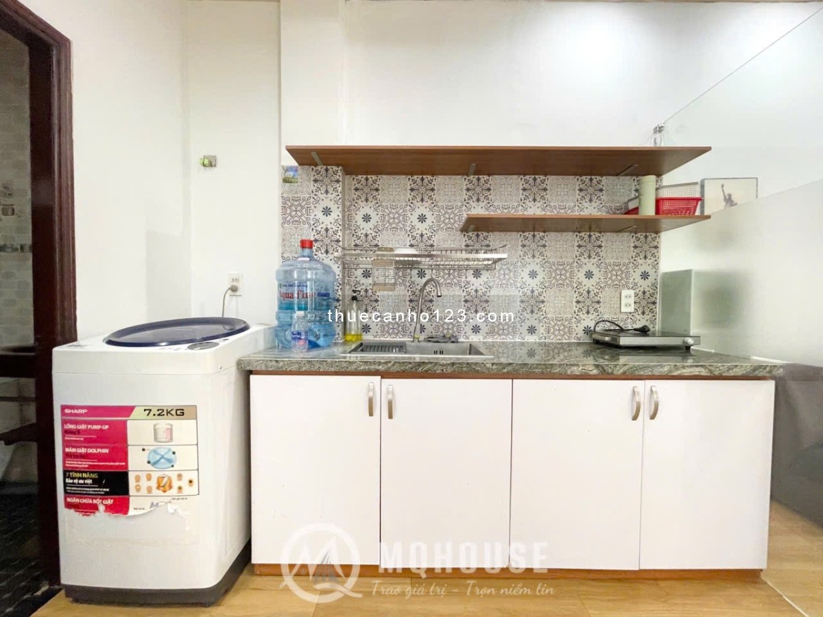 Cho thuê căn hộ dịch vụ full nội thất nằm ngay Cộng Hoà, khu an ninh