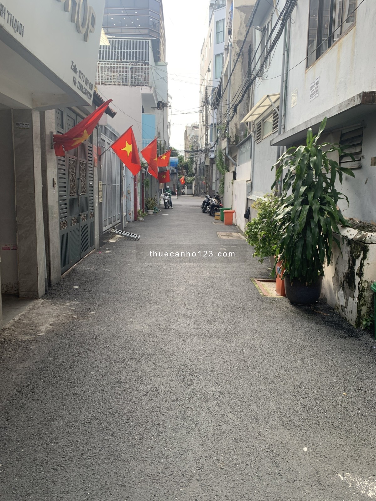 Cho thuê căn 60m2, giá 3 triệu/tháng ở ngay, đường Võ Oanh, sát bên Hutech, ĐHGHVT, Ngoại Thương