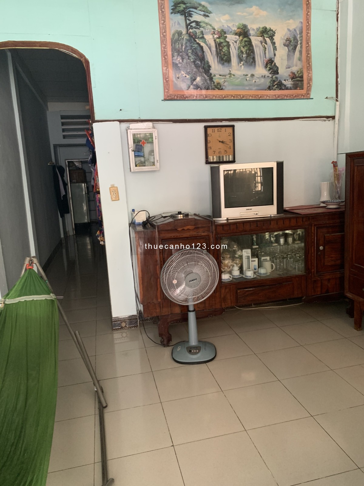 Cho thuê căn 60m2, giá 3 triệu/tháng ở ngay, đường Võ Oanh, sát bên Hutech, ĐHGHVT, Ngoại Thương