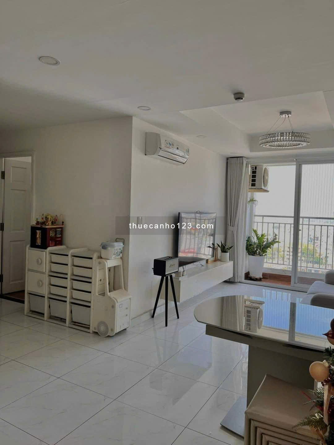 Chung cư Hoa Sen, Lạc Long Quân, Q11: 70m2, 2p ngủ,11tr/th, Bancong.