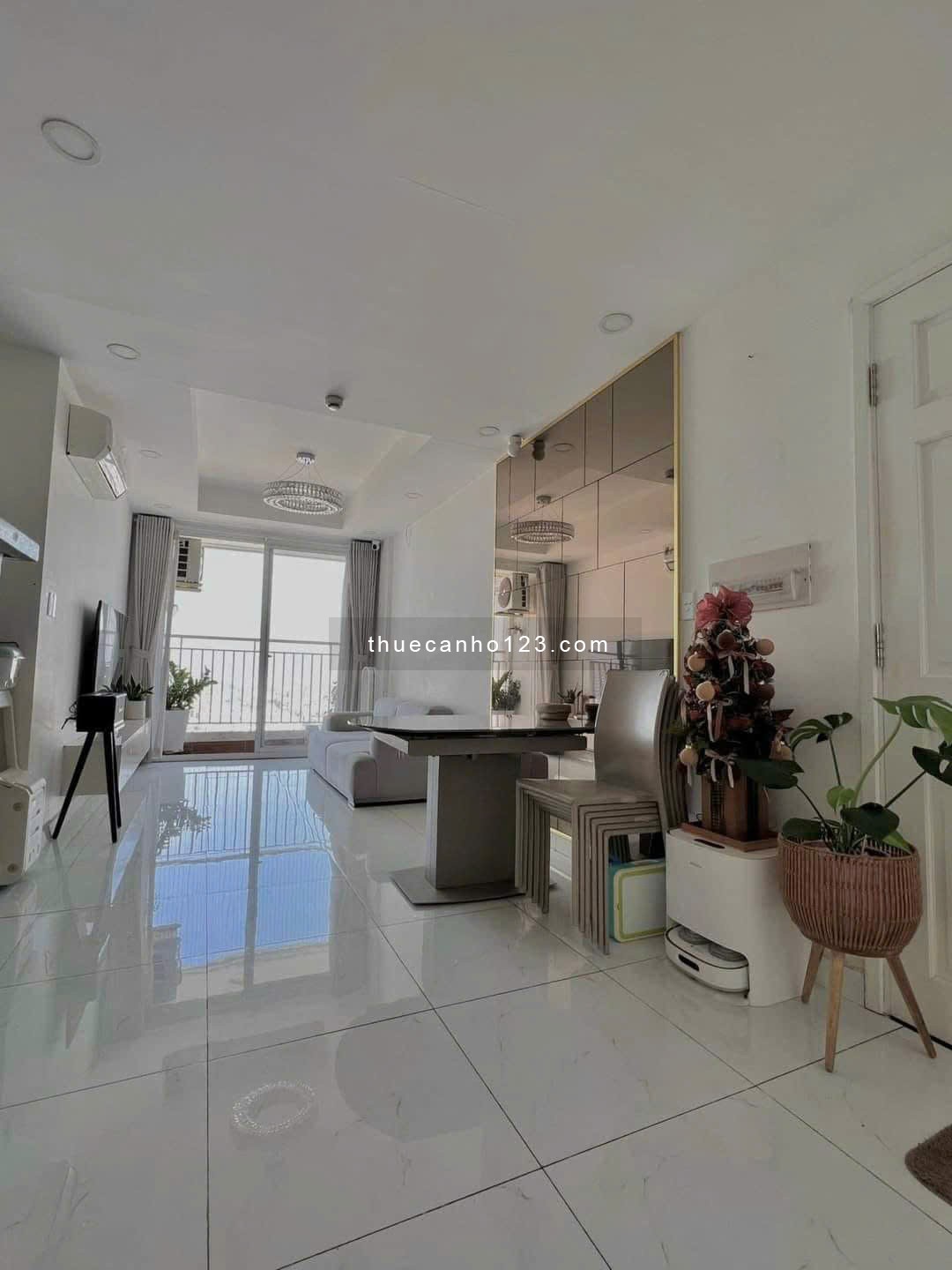 Chung cư Hoa Sen, Lạc Long Quân, Q11: 70m2, 2p ngủ,11tr/th, Bancong.