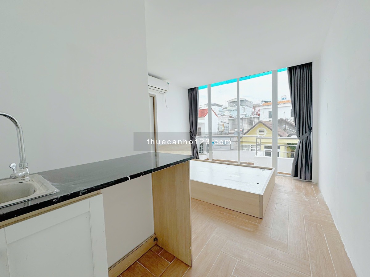 Phòng có Ban Công Thoáng Mát – Full Nội Thất - P13, Q.Tân Bình