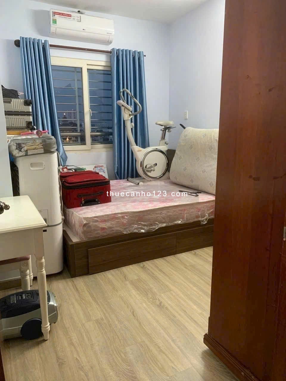 Chung cư Screc, Trường Sa, Q3: Giá 10.5tr/th căn 55m2 - 1p ngủ, NT