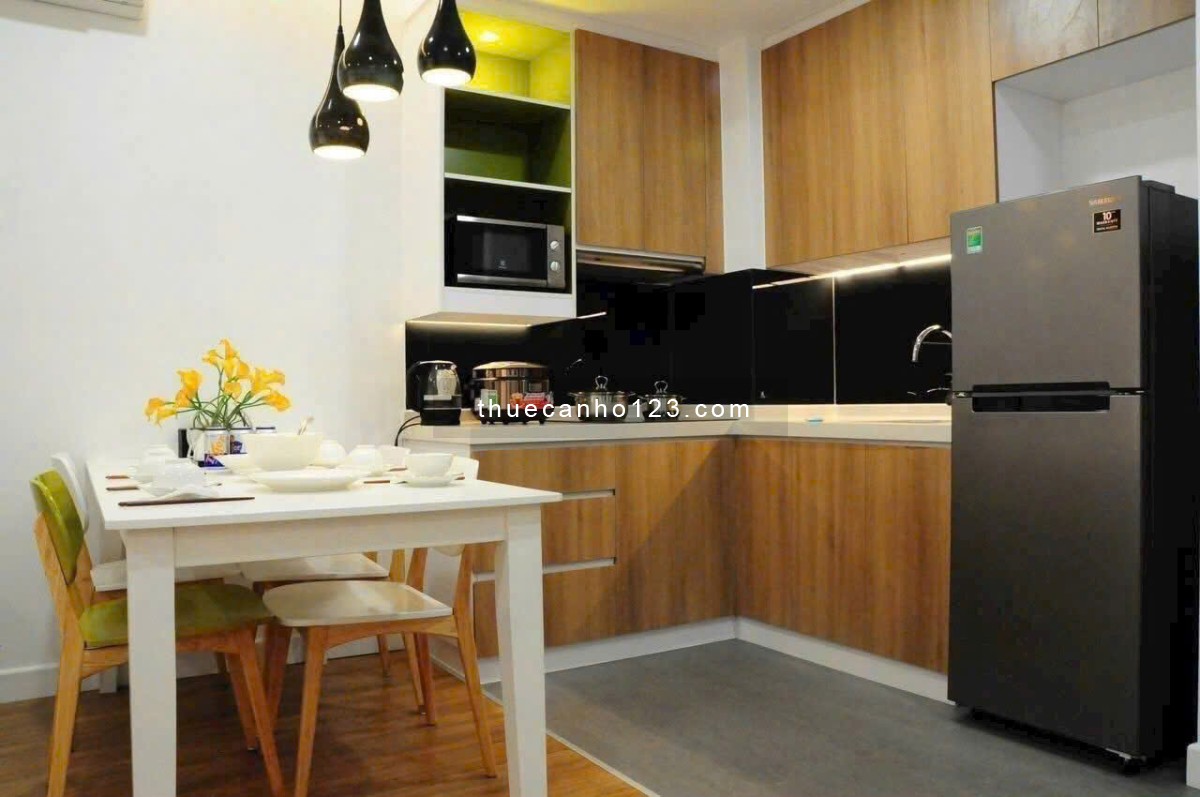 Chung cư Resgreen, Thoại Ngọc Hầu, TP: 2p ngủ, nội thất, 70m2, 11tr5