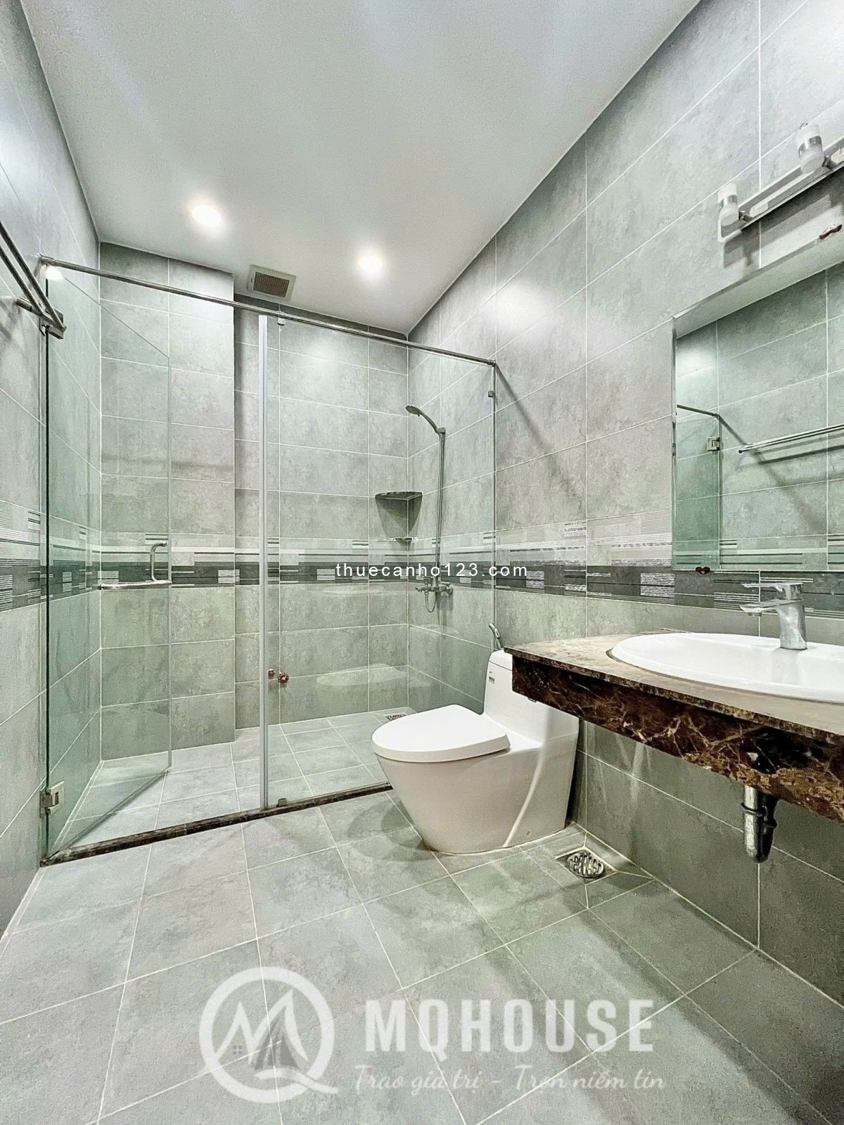 Cho thuê căn hộ cao cấp full nội thất - P2, Q.Tân Bình