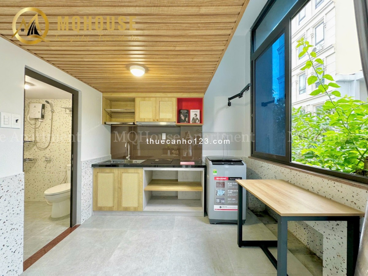 Căn hộ có gác 50m2 cực xịn xò cho nhiều ng ở, ban công view đẹp ngay giữa trung tâm Tân bình