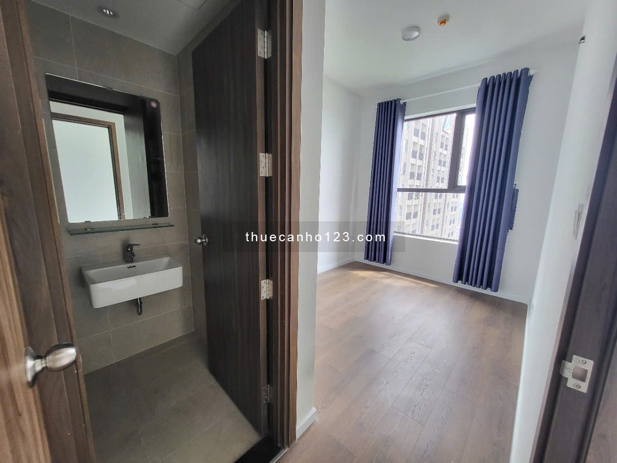 Cần cho thuê GẤP căn hộ 2PN 2WC 72m2 cực rộng chỉ 5.5tr, view đẹp gần AEON, 30p tới TP HCM