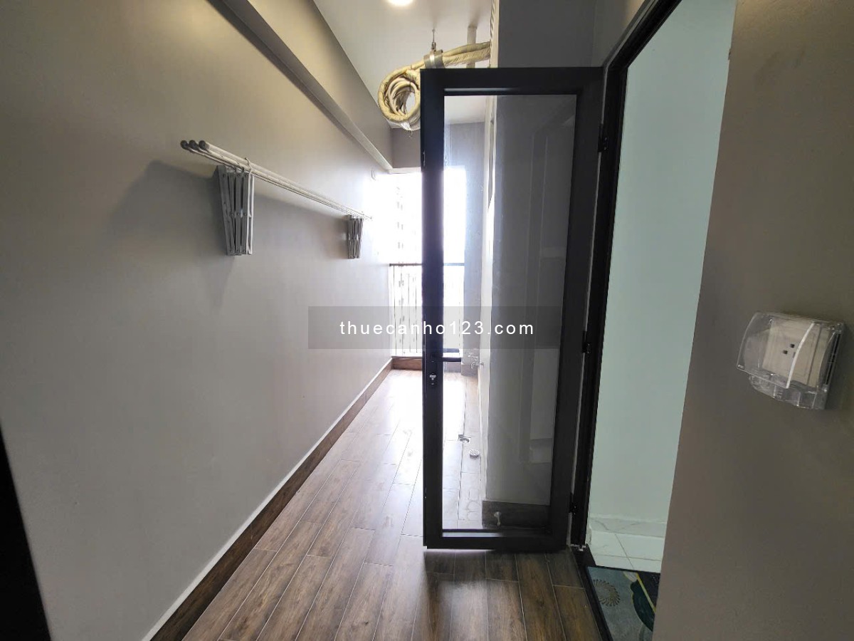 Cần cho thuê GẤP căn hộ 2PN 2WC 72m2 cực rộng chỉ 5.5tr, view đẹp gần AEON, 30p tới TP HCM