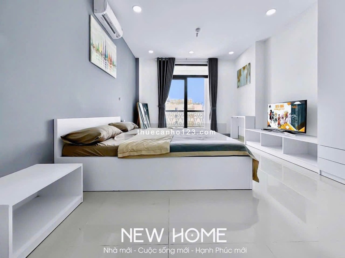 Căn hộ full nội thất mới khai trương, có ban công lấy ánh sáng ngay giữa trung tâm Tân Bình