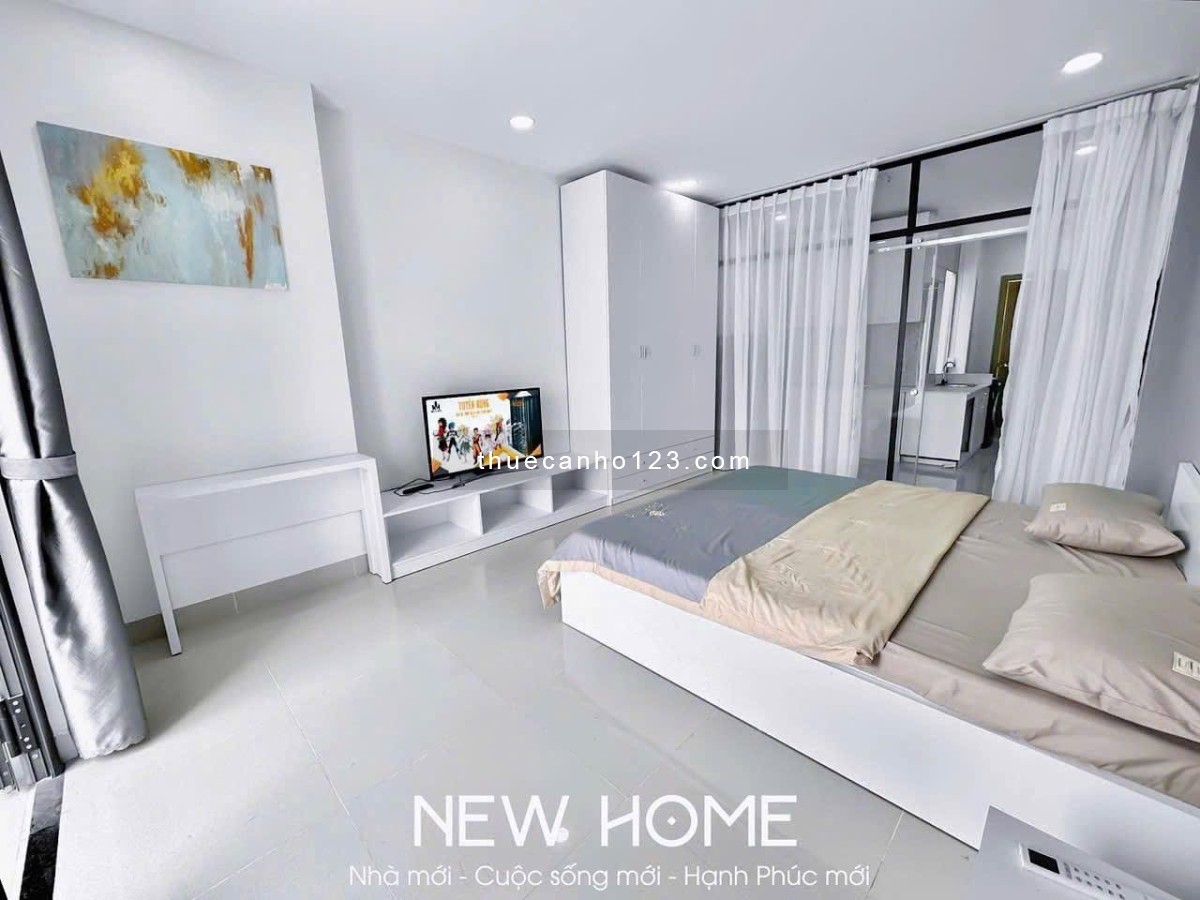 Căn hộ full nội thất mới khai trương, có ban công lấy ánh sáng ngay giữa trung tâm Tân Bình