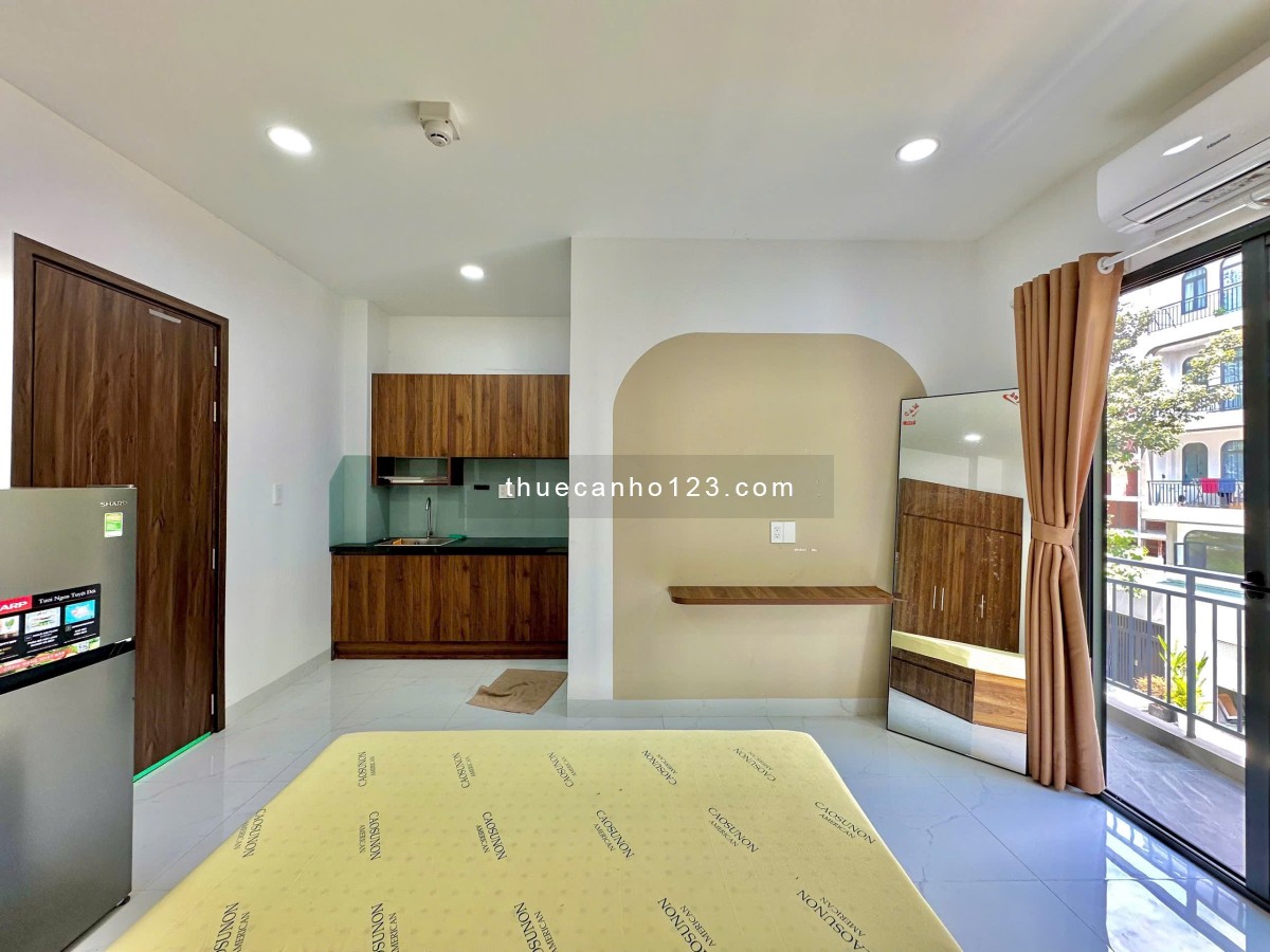 Chdv Studio Banconl Full Nội Thất ngay Cộng Hoà, Quận Tân Bình