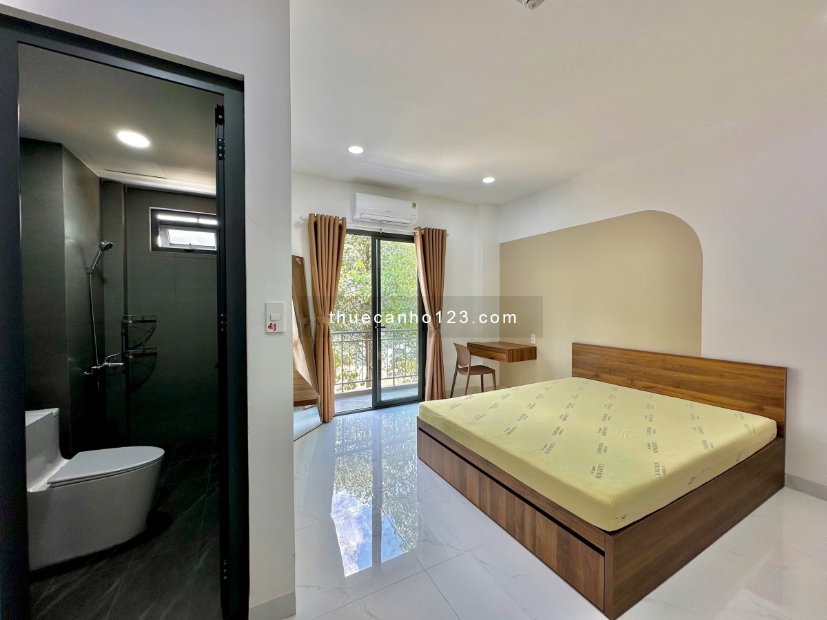 Chdv Studio Banconl Full Nội Thất ngay Cộng Hoà, Quận Tân Bình