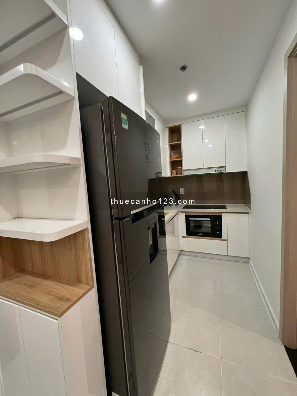 Chung cư Satra, Phan Đăng Lưu, PN: 3p ngủ, full nt, 120m2, 21tr/th