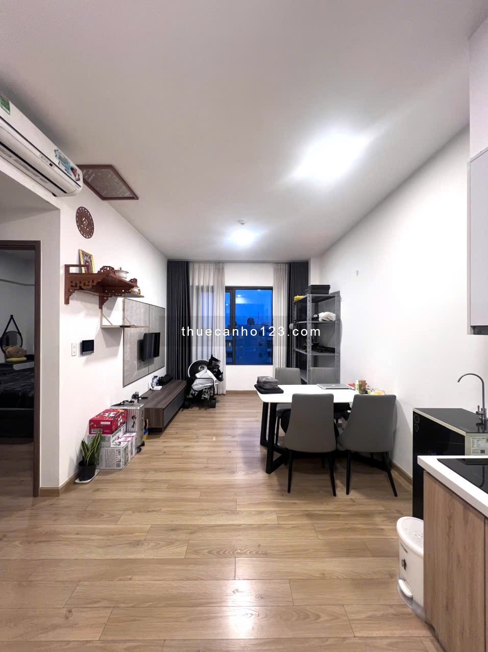 Thuê ngay căn 56m2 2pn 1wc full nội thất cao cấp giá thuê chỉ 10Tr nhà đẹp