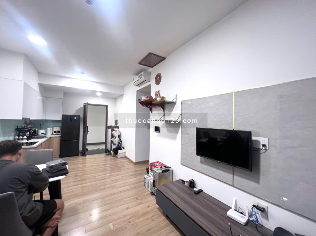 Thuê ngay căn 56m2 2pn 1wc full nội thất cao cấp giá thuê chỉ 10Tr nhà đẹp