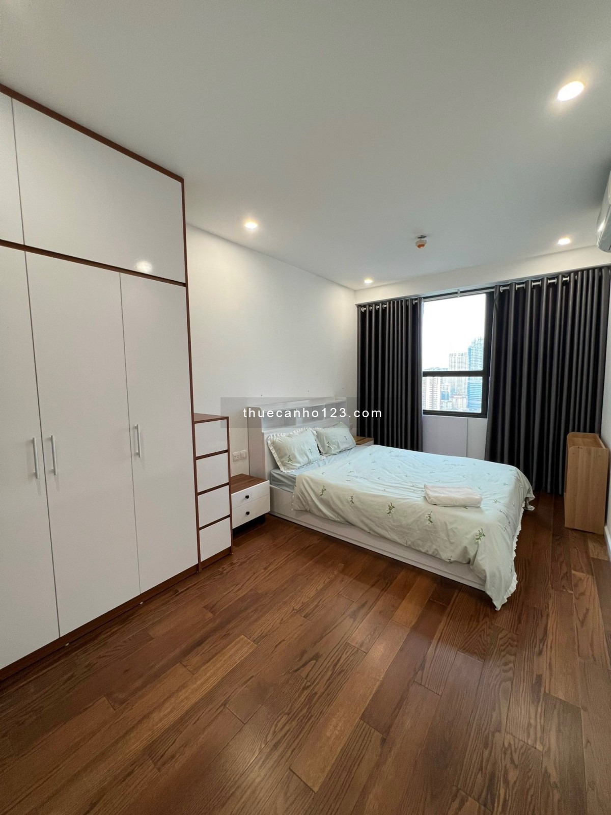 BQL thông báo quỹ căn cho thuê giá tốt tại D'Capitale Trần Duy Hưng giá thuê từ 13tr. LH 0939842333