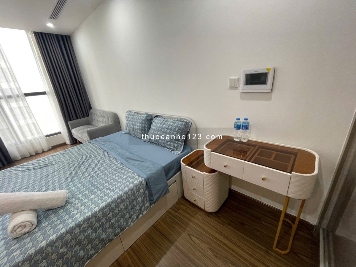 Chính chủ tôi cần cho thuê căn hộ tại west point 1-2PN giá từ 13tr đang trống. LH 0939842333