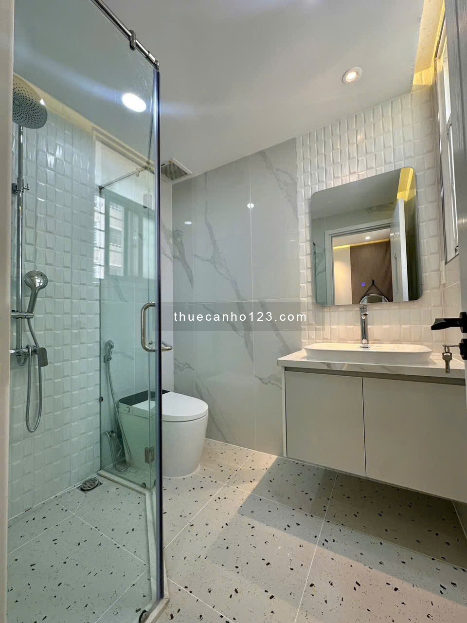 Cho Thuê căn hộ Sky garden Phú Mỹ Hưng giá sinh viên – 3PN, nội thất đẹp, gần RMIT, chỉ từ 14 triệu!