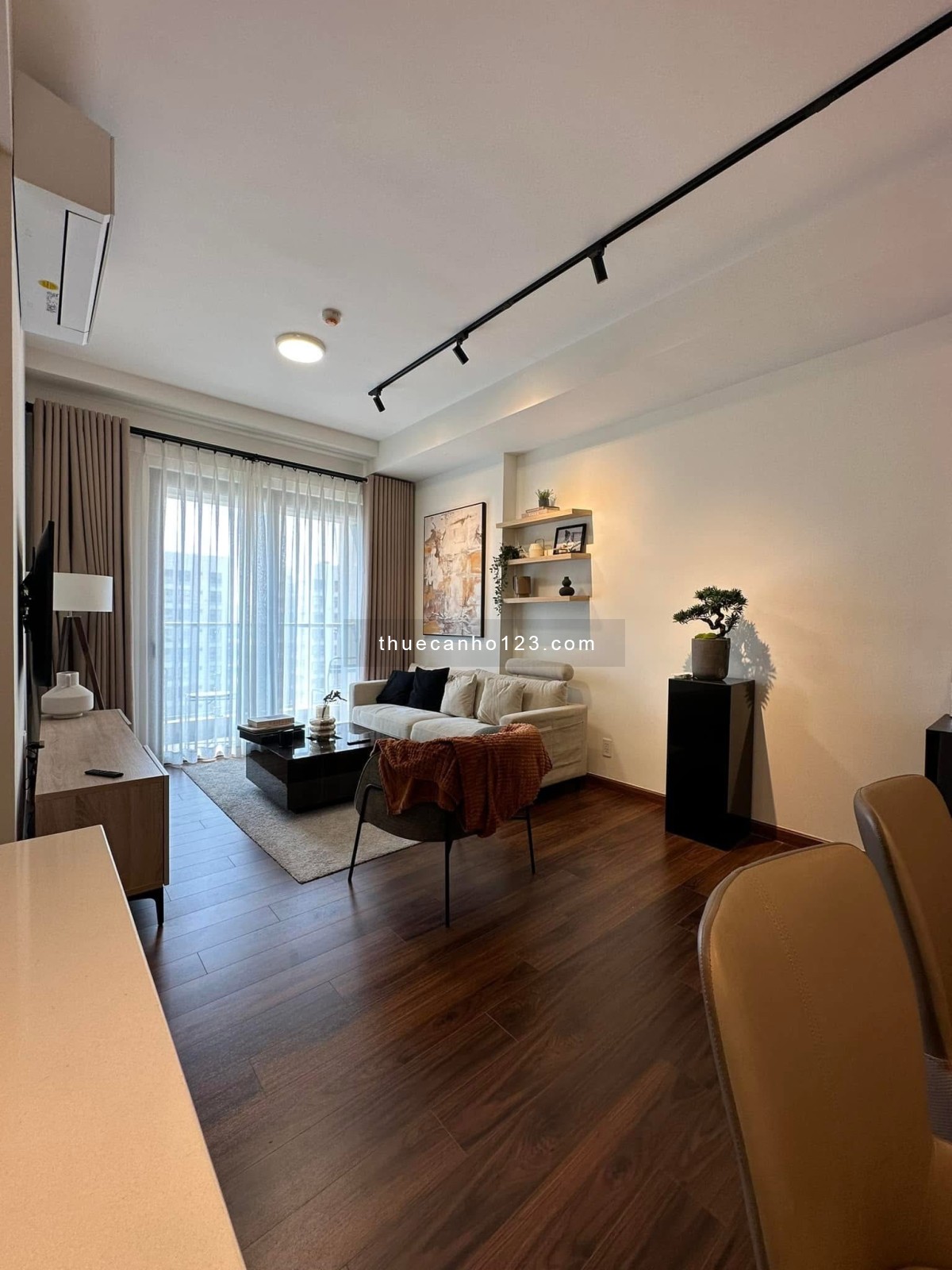 Thuê ngay căn 3pn 2wc full nt cao cấp giá chỉ 15tr đẹp - miễn phí quản lý đến t10/2026