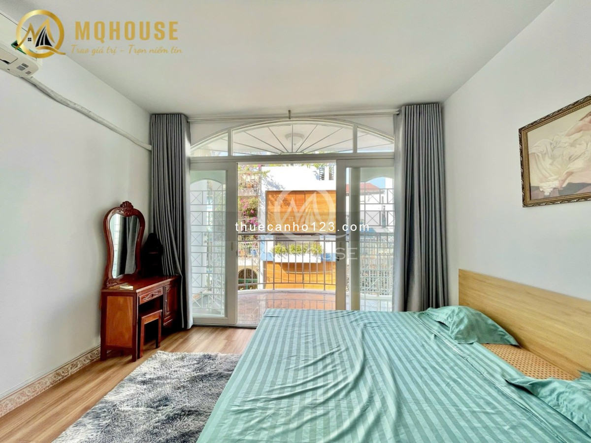 Căn hộ full nội thất có ban công ngay giữa trung tâm Tân Bình gần quận Tân Phú