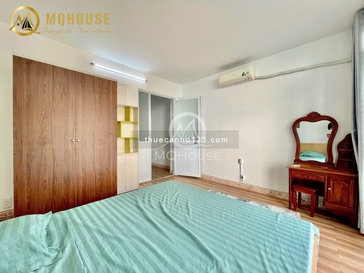 Căn hộ full nội thất có ban công ngay giữa trung tâm Tân Bình gần quận Tân Phú