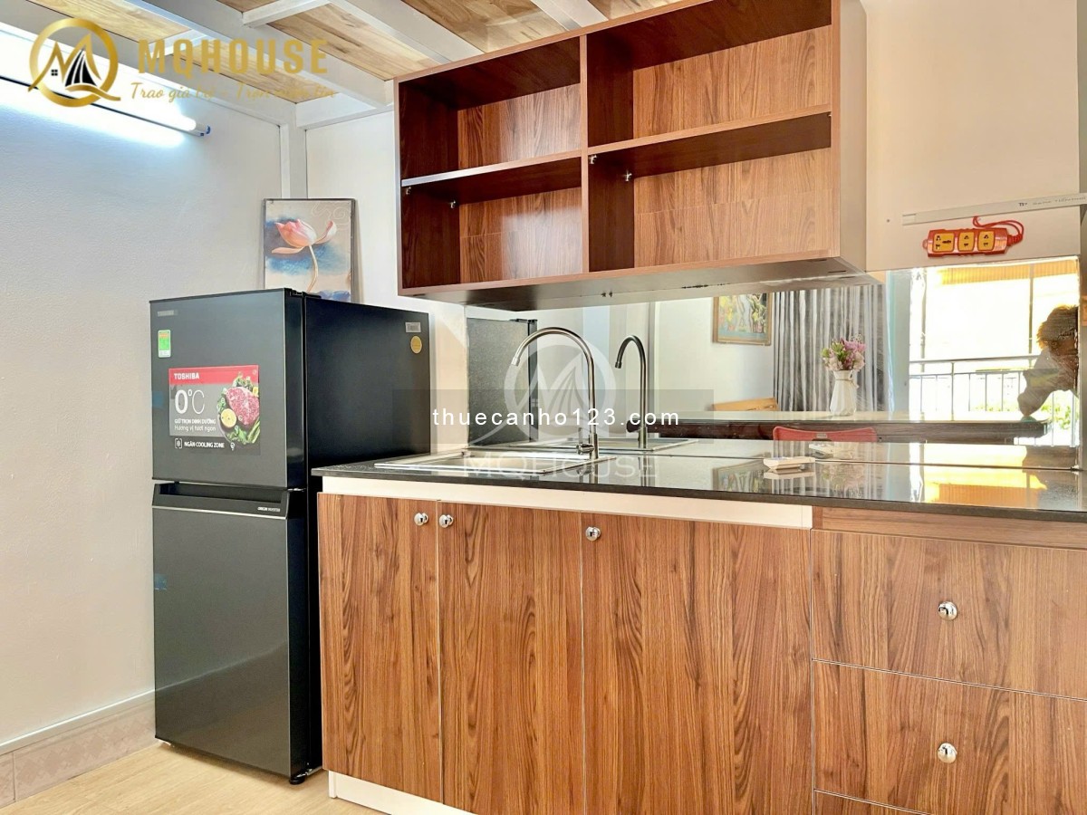 Căn hộ full nội thất có ban công ngay giữa trung tâm Tân Bình gần quận Tân Phú