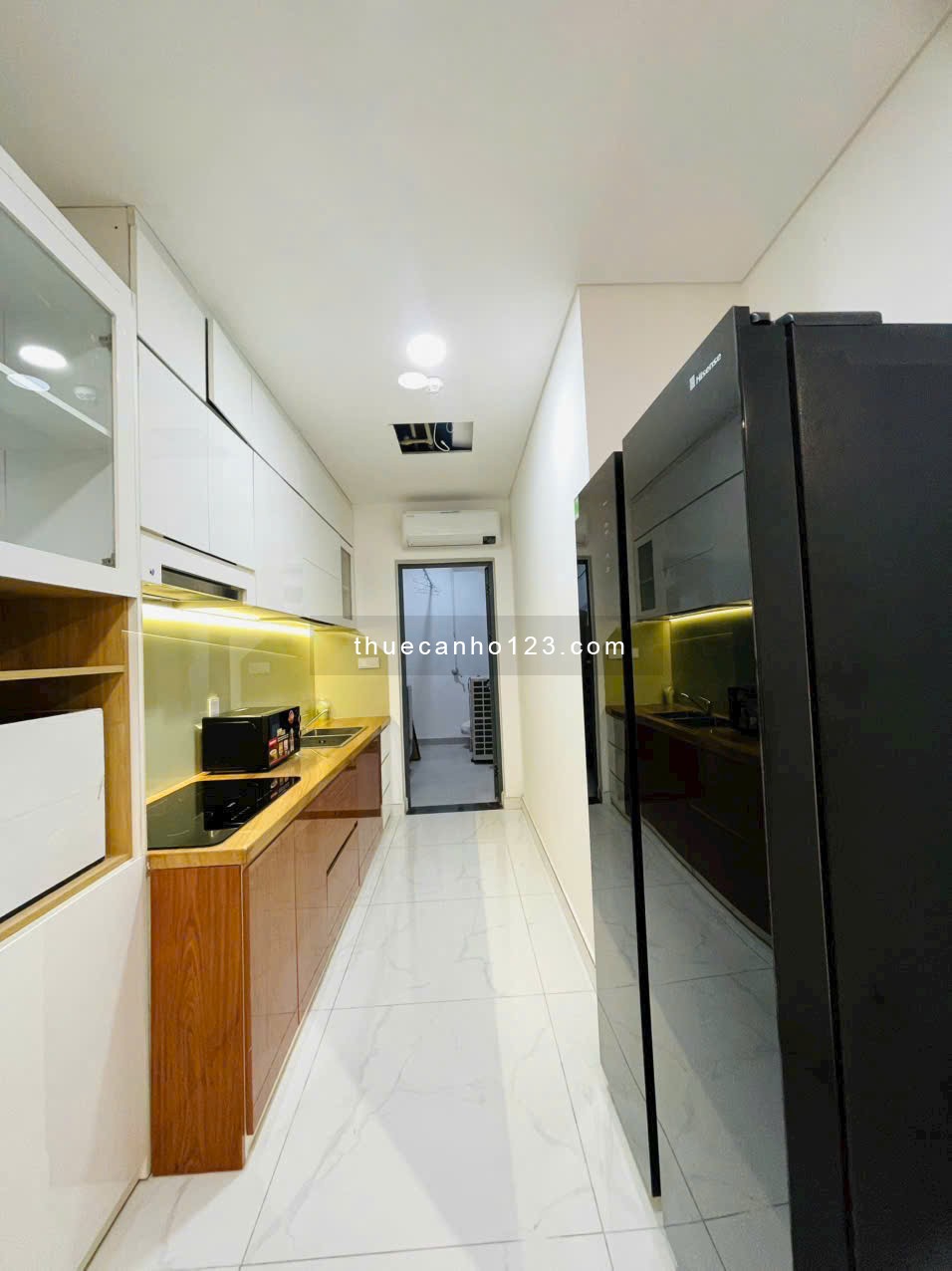 Giá thuê chỉ 16tr/th bao phí quản lý căn hộ 85m2 - 2PN - 2WC Diamond Alnata Celadon Tân Phú