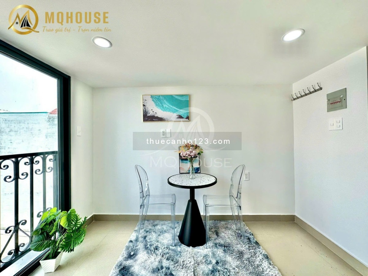 Căn hộ Duplex Ban công - Full Nội Thất - Thang Máy - gần chợ Hoàng Hoa Thám - nhà ga T3