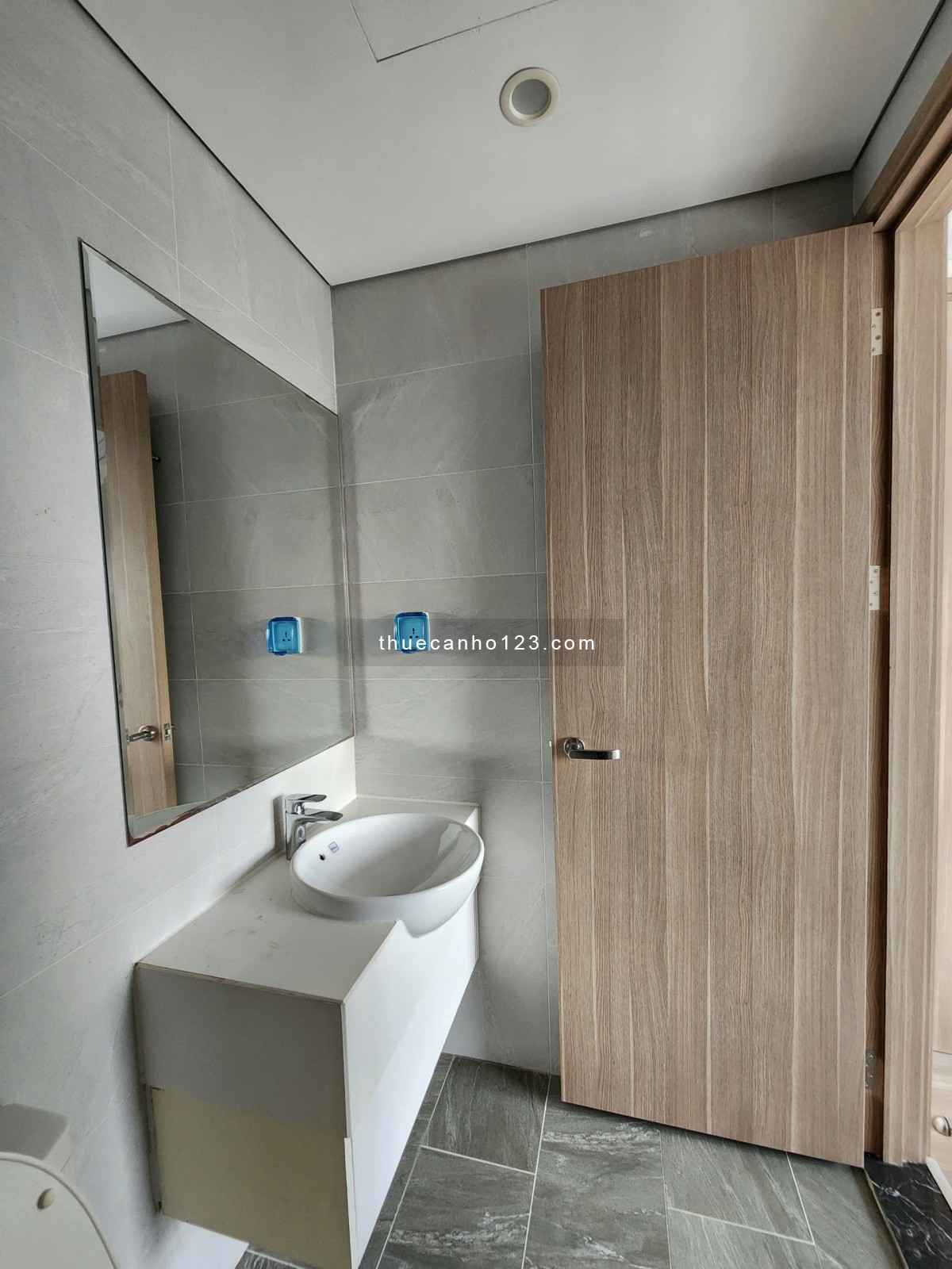 Chính chủ cho thuê căn hộ View Vinuni S2.17, 2N, 2VS full đồ