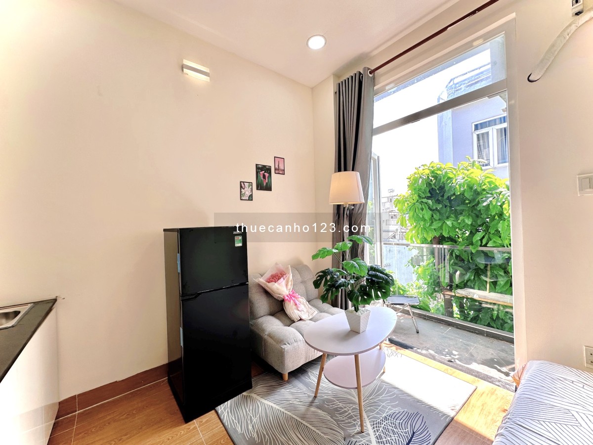 Căn Hộ Ban Công Full Nội Thất Siêu Xinh, Trống Sẵn