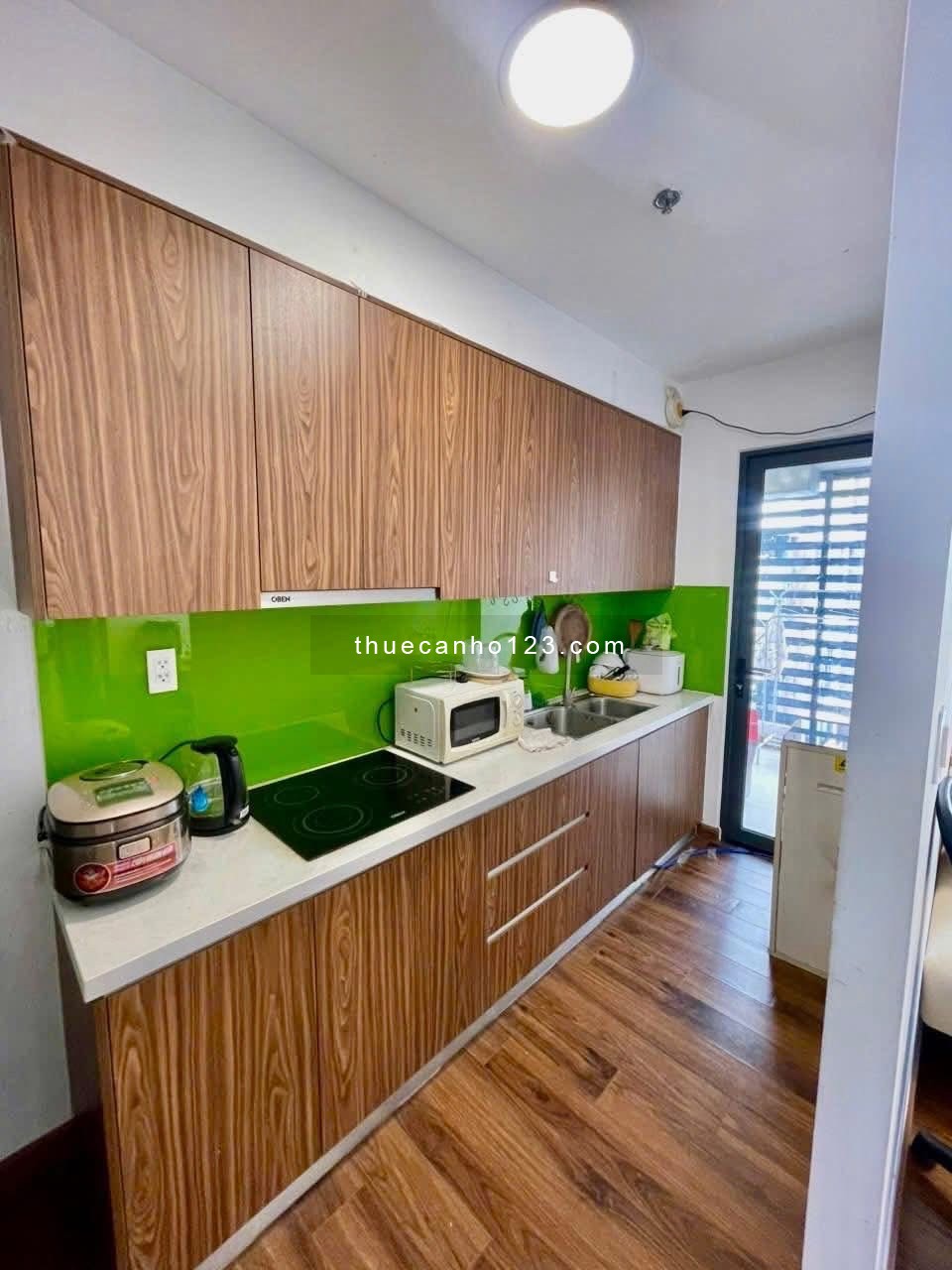 Cho thuê căn Akari City - Bình Tân 2pn - 2wc nhà trống 9 triệu - full nội thất cao cấp y hình 13tr