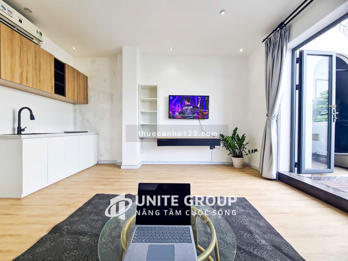 Căn hộ full nội thất có ban công ngay giữa trung tâm Tân Bình gần sân bay TSN