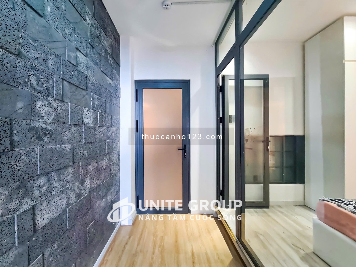 Căn hộ full nội thất có ban công ngay giữa trung tâm Tân Bình gần sân bay TSN