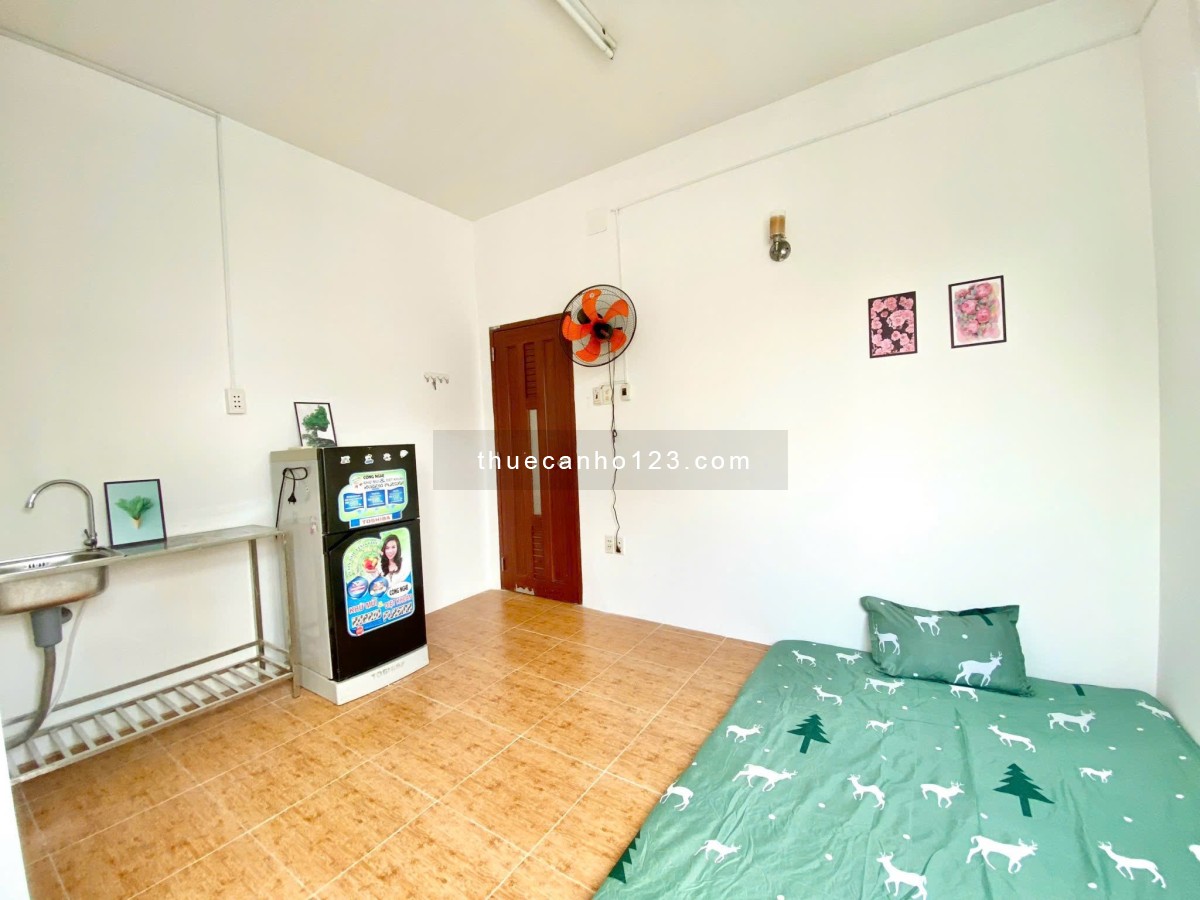 Studio tại Q10 có thể dọn vào ở ngay mọi người ơi